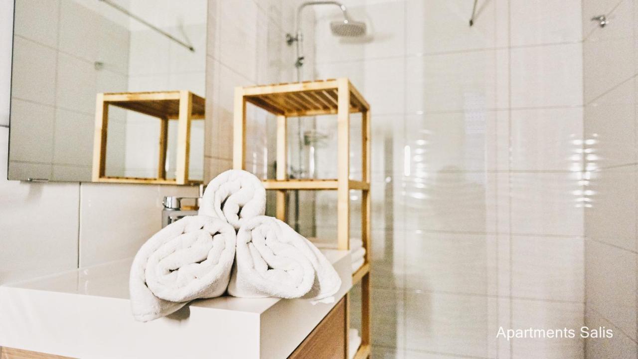 Salis Apartments Vrsi Ngoại thất bức ảnh