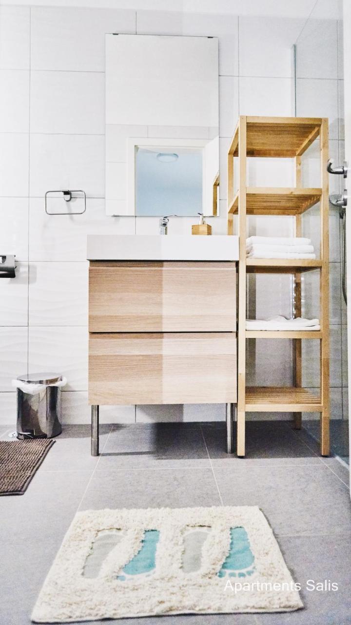 Salis Apartments Vrsi Ngoại thất bức ảnh